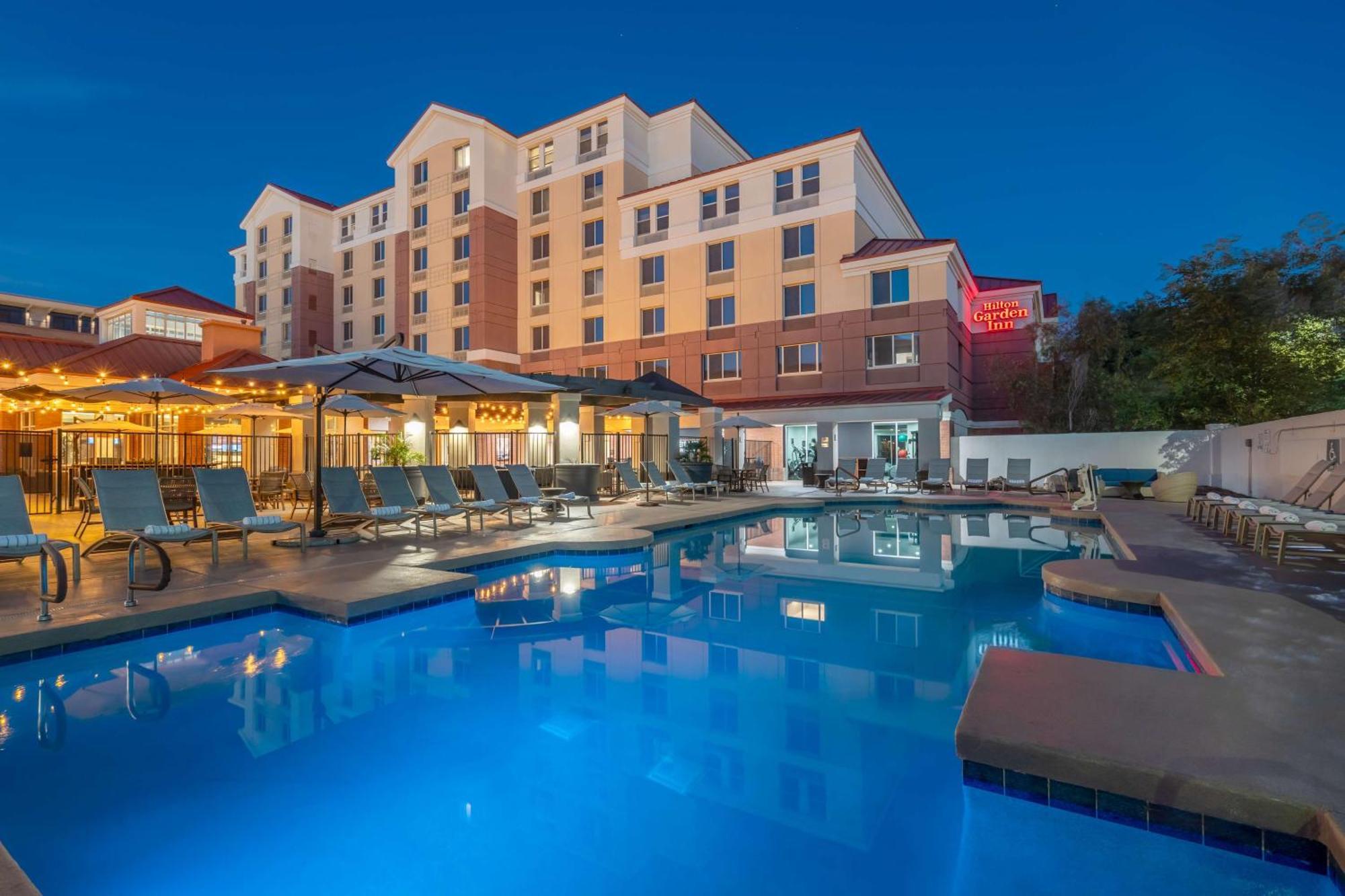 Hilton Garden Inn Scottsdale Old Town Esterno foto